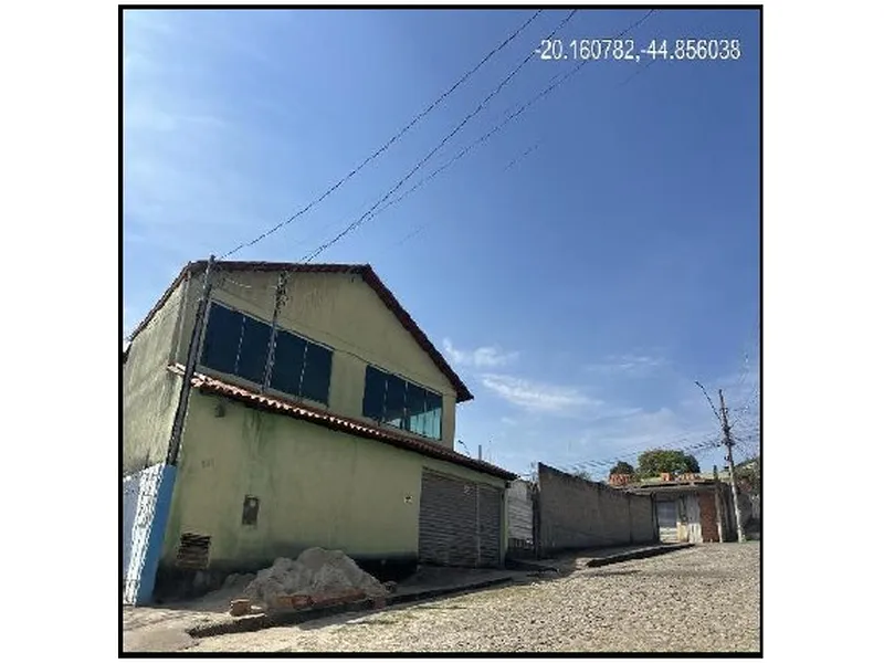 Casa em Leilão Extrajudicial