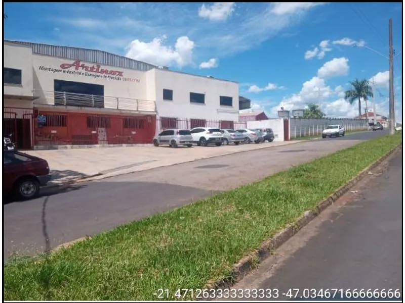 Galpão em Licitação