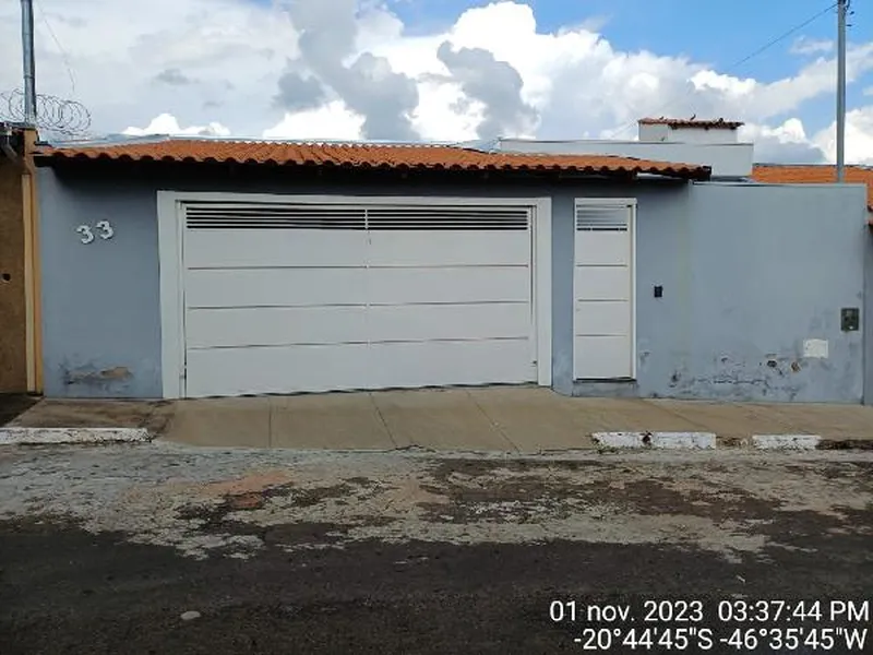 Casa em Leilão Extrajudicial