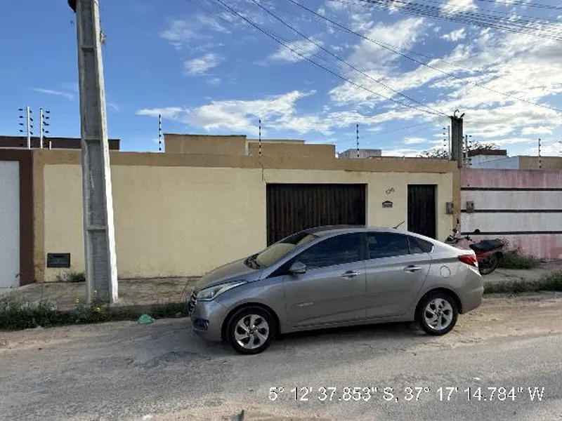 Casa em Licitação