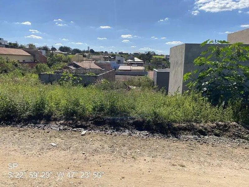 Terreno em Leilão Extrajudicial