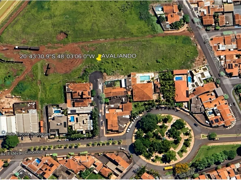 Terreno em leilão