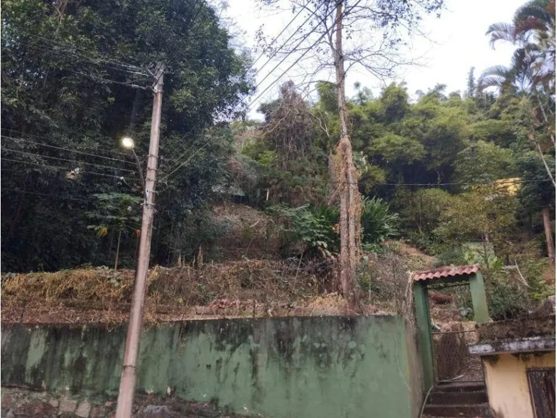 Terreno em leilão