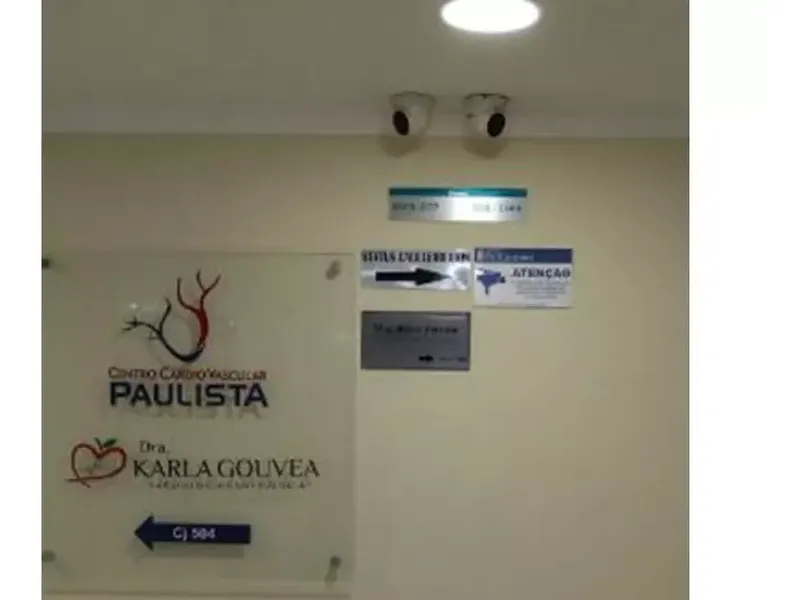 Comercial em leilão