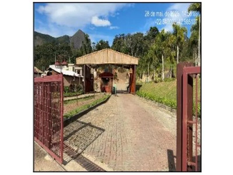 Terreno em Licitação
