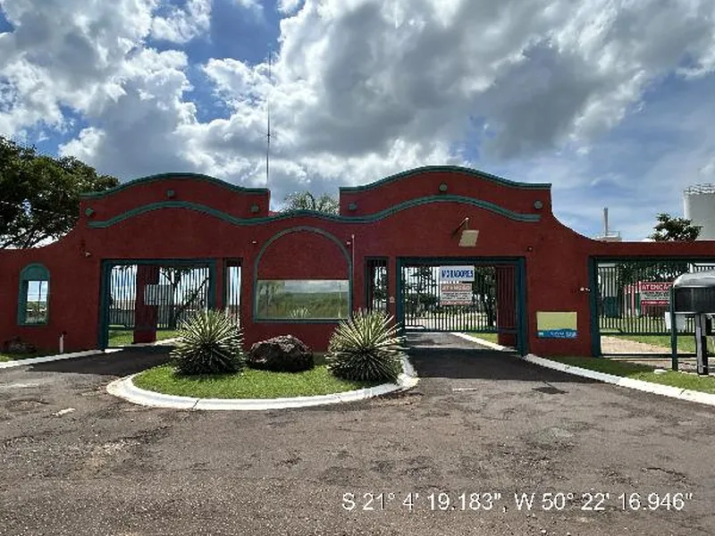 Terreno em Licitação
