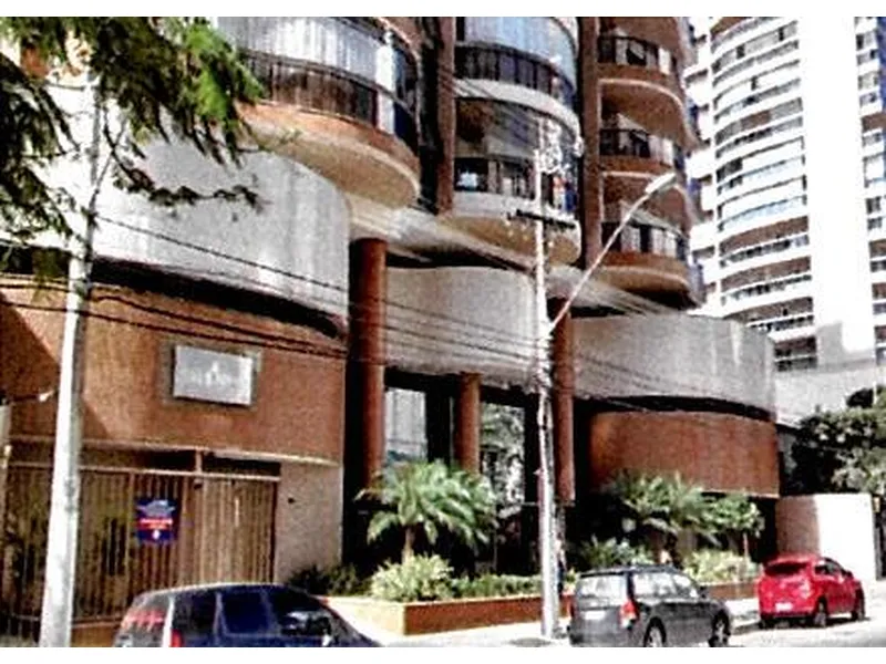 Apartamento em Licitação