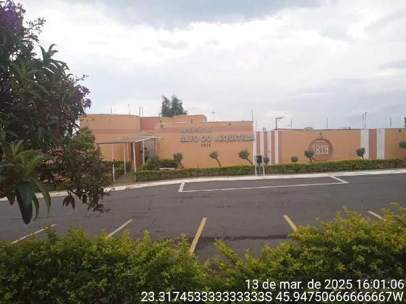 Casa em Licitação
