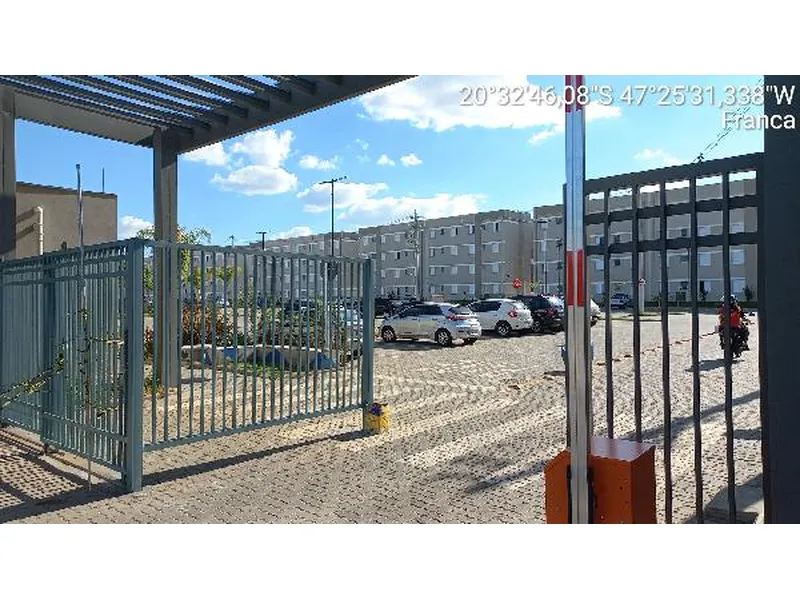 Apartamento em Leilão Extrajudicial