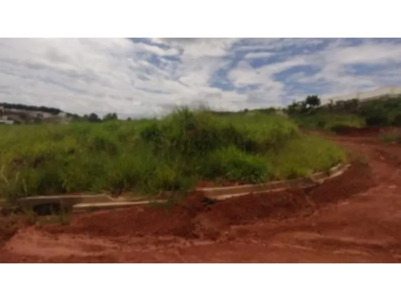 Terreno em Leilão Extrajudicial