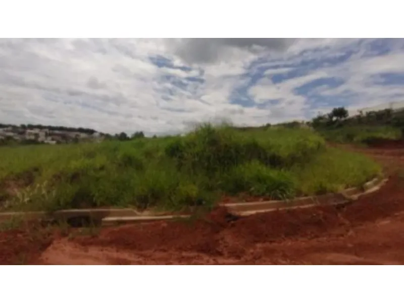 Terreno em leilão