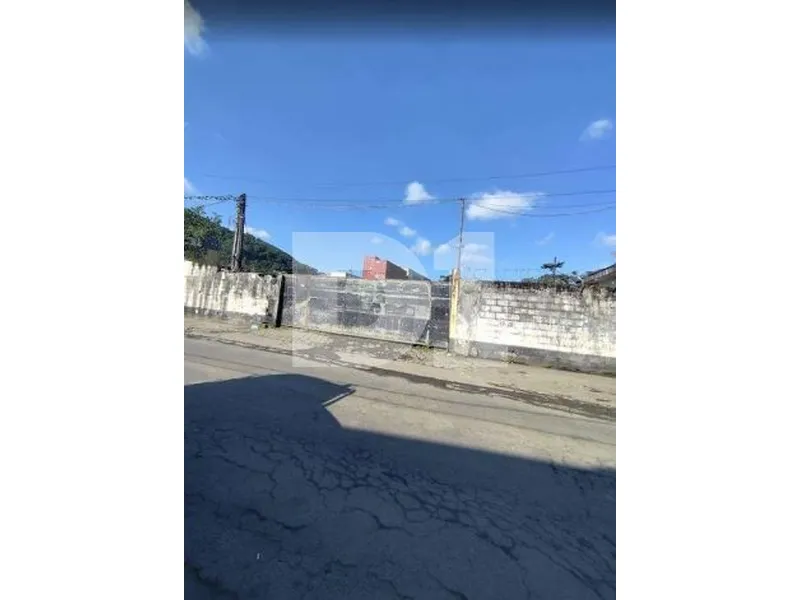Terreno em leilão