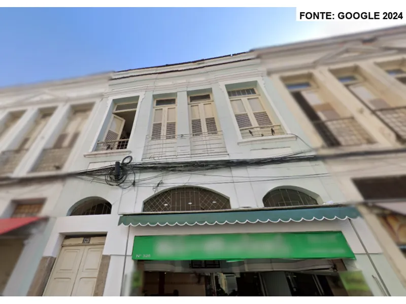 Outros em leilão
