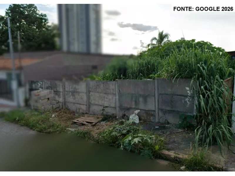 Terreno em leilão