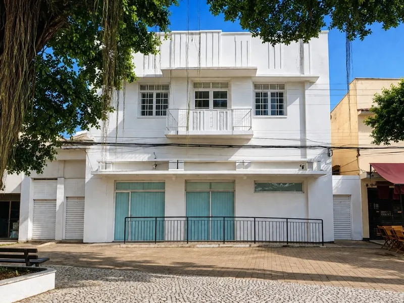Comercial em leilão