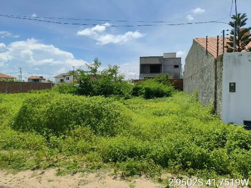 Terreno em Licitação