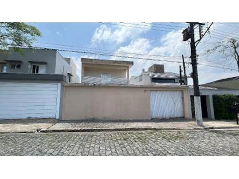 Casa em Leilão Extrajudicial