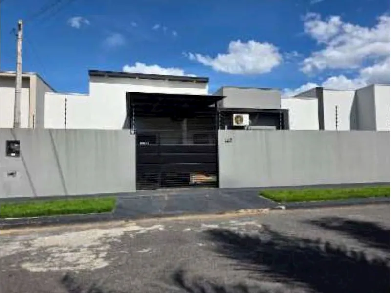 Casa em Leilão Extrajudicial