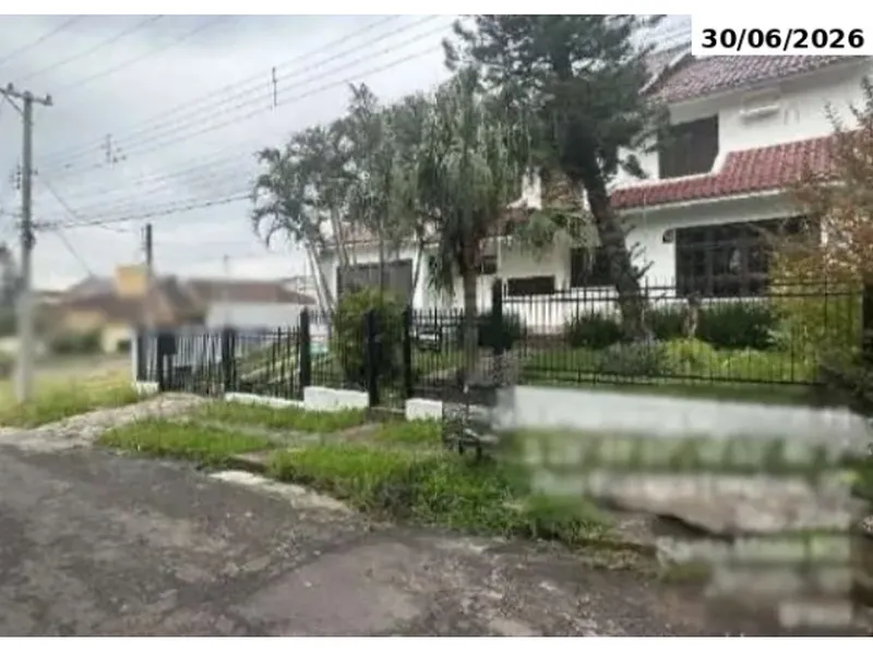 Casa em Leilão Extrajudicial