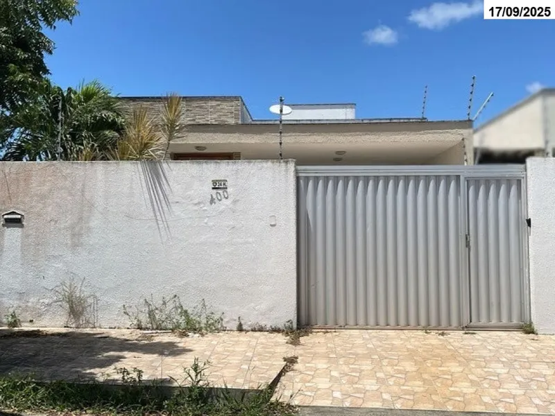Casa em Leilão Extrajudicial