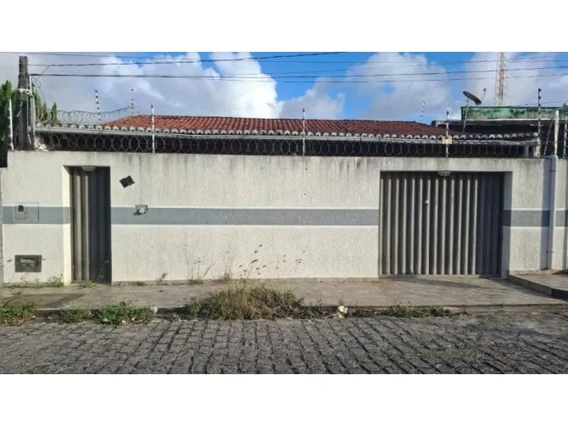 Casa em Leilão Extrajudicial