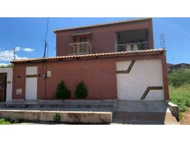 Casa em Leilão Extrajudicial