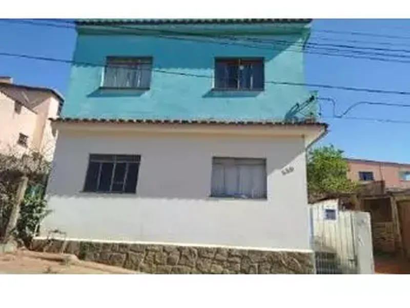 Casa em Leilão Extrajudicial