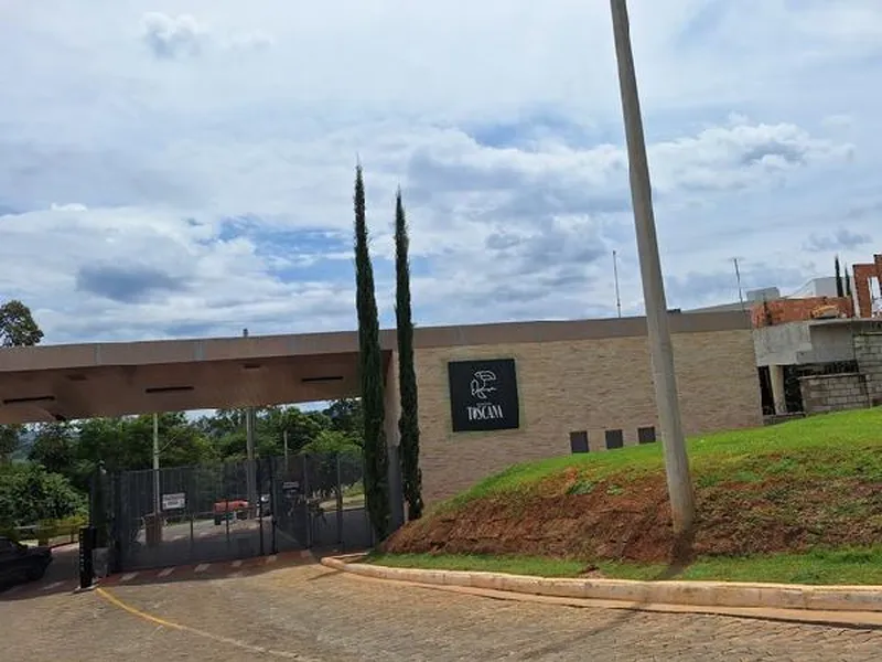 Terreno em Licitação