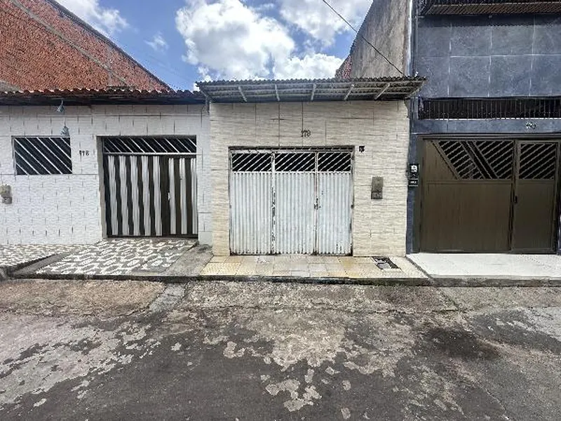 Casa em Licitação