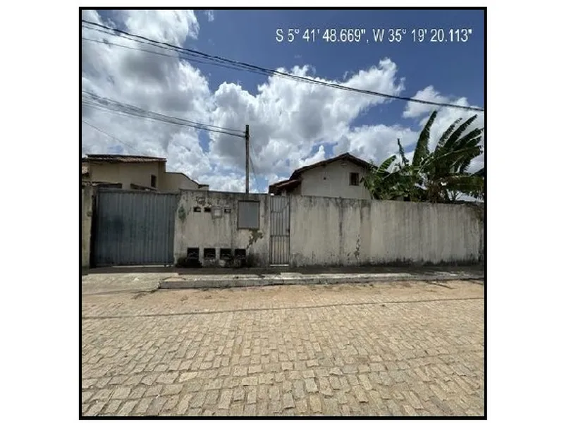 Casa em Licitação