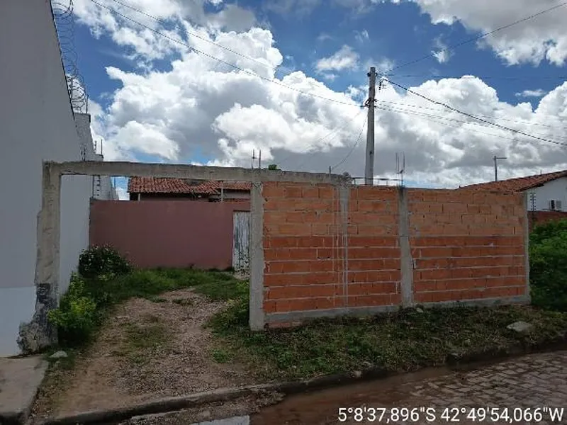 Casa em Licitação