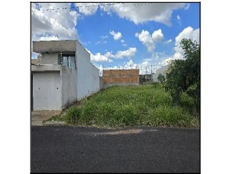 Terreno em Licitação