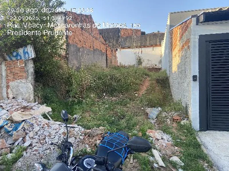Terreno em Licitação