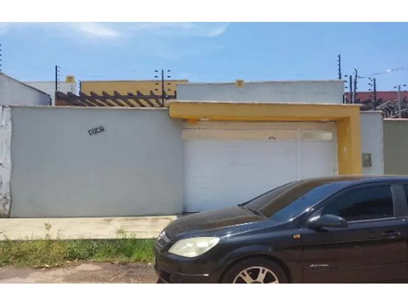 Casa em Leilão Extrajudicial