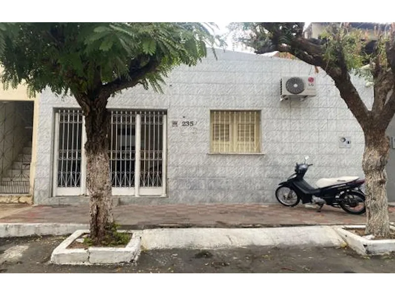 Casa em leilão