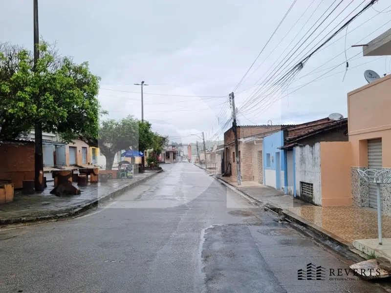 Prédio em leilão