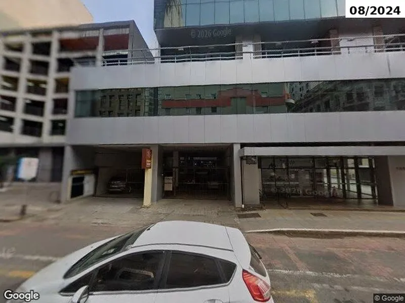 Outros em leilão