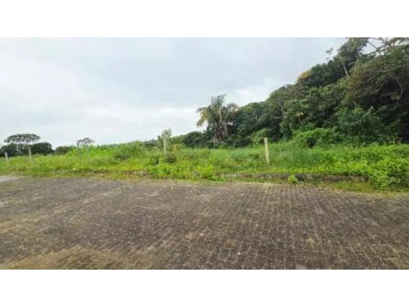 Terreno em leilão