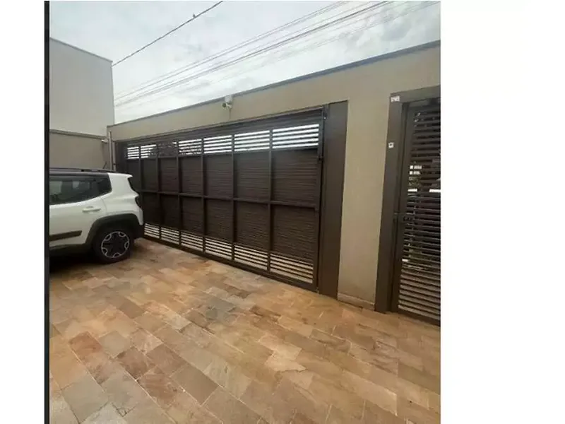 Prédio em leilão