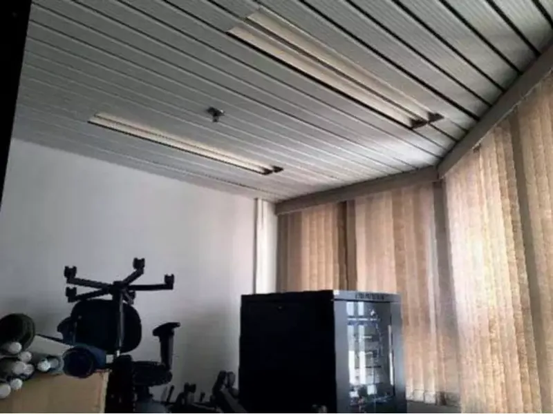 Comercial em leilão