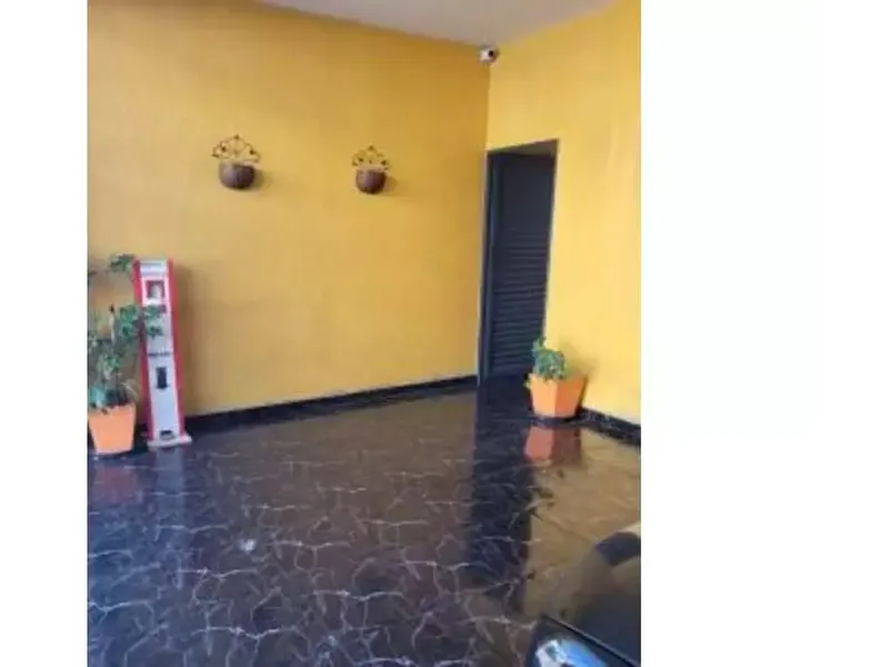 Prédio em leilão