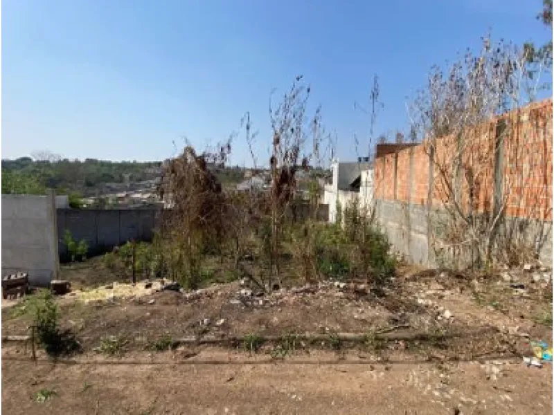 Terreno em leilão