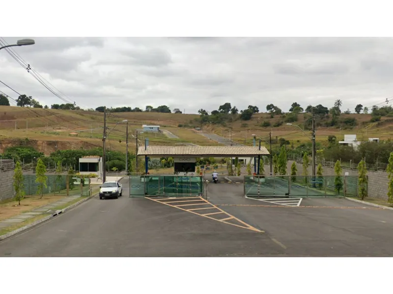 Terreno em leilão