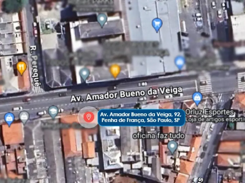 Comercial em leilão