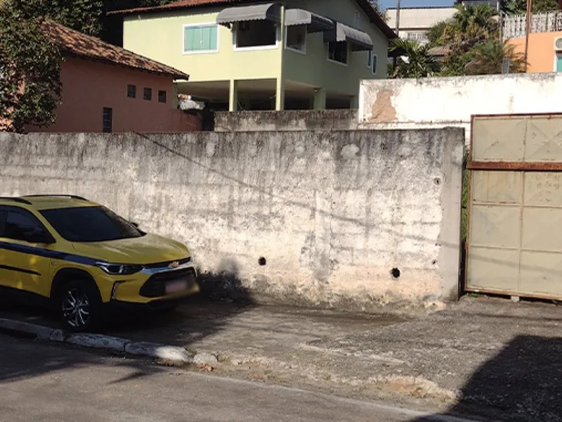 Terreno em leilão