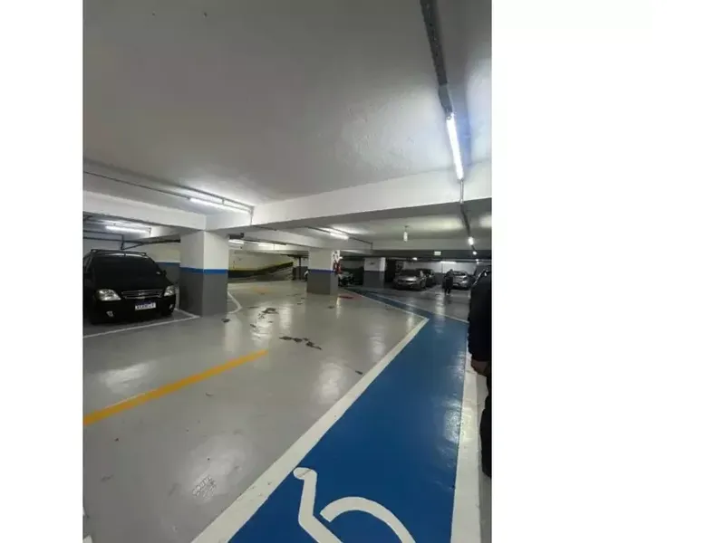 Outros em leilão