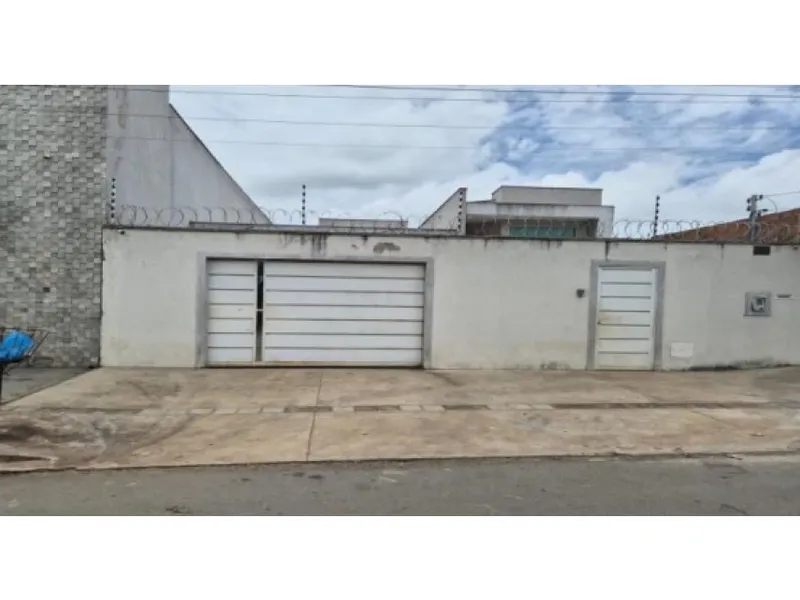 Casa em Leilão Extrajudicial