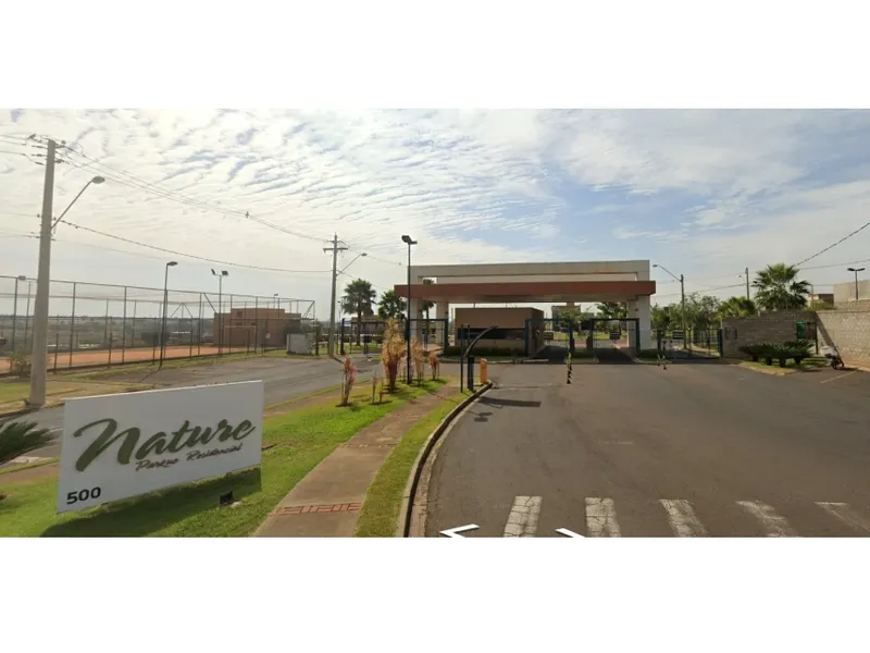 Terreno em leilão