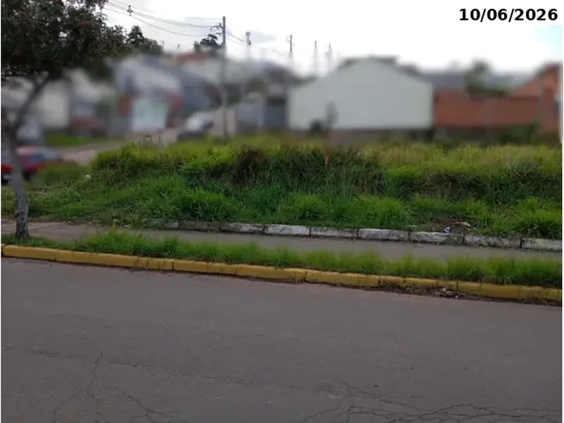 Terreno em leilão
