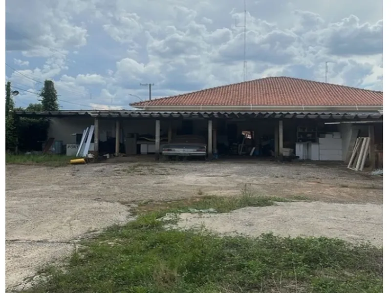 Terreno em leilão